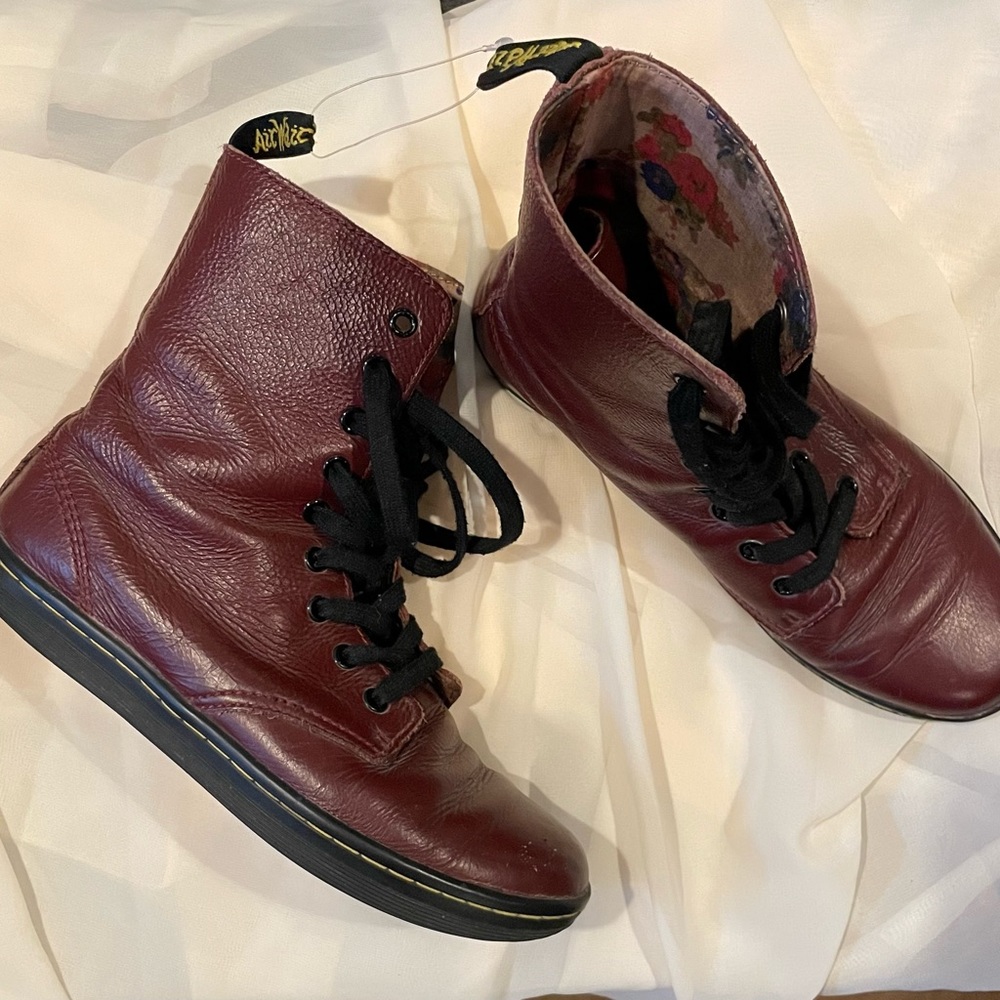 Dr Martens Floral Stratford